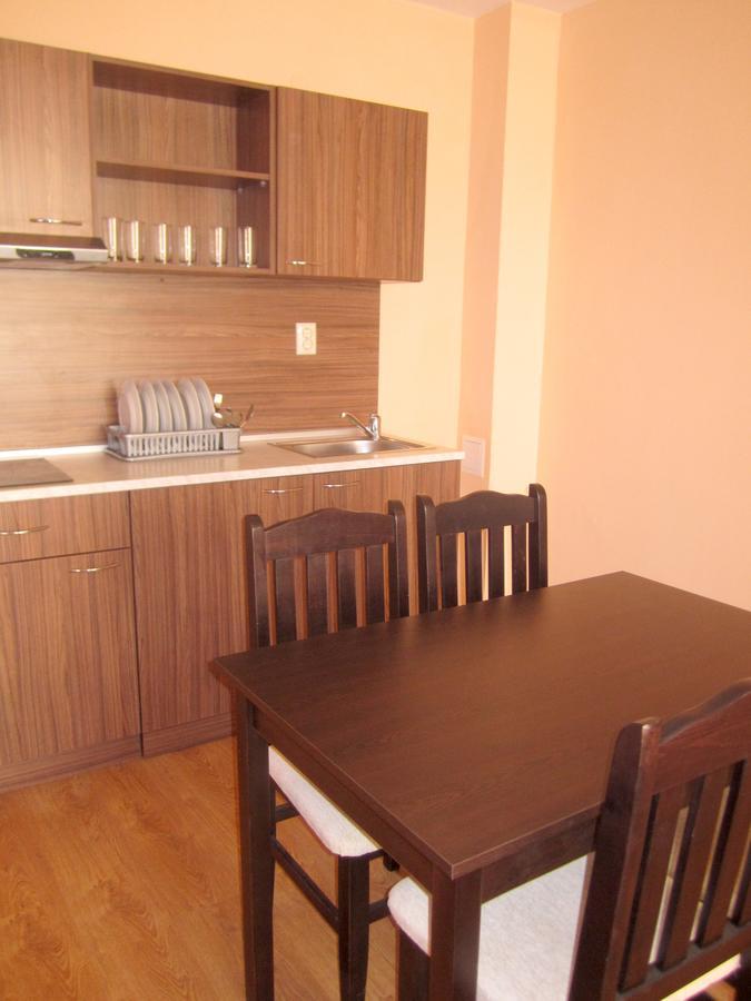 Hotel Coop Central Obzor Exterior foto